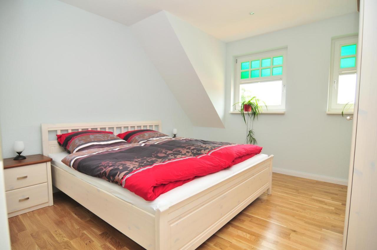 Apartment Schloms Hof Waffensen